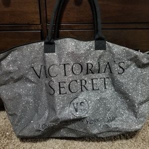 Victoria secret duffel bag